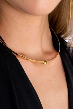 Choker nudo dorado