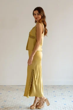 Falda Midi Encaje Wonder Oliva