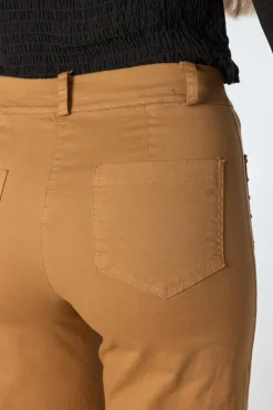 Pantalón Tachuelas Bolsillos Camel